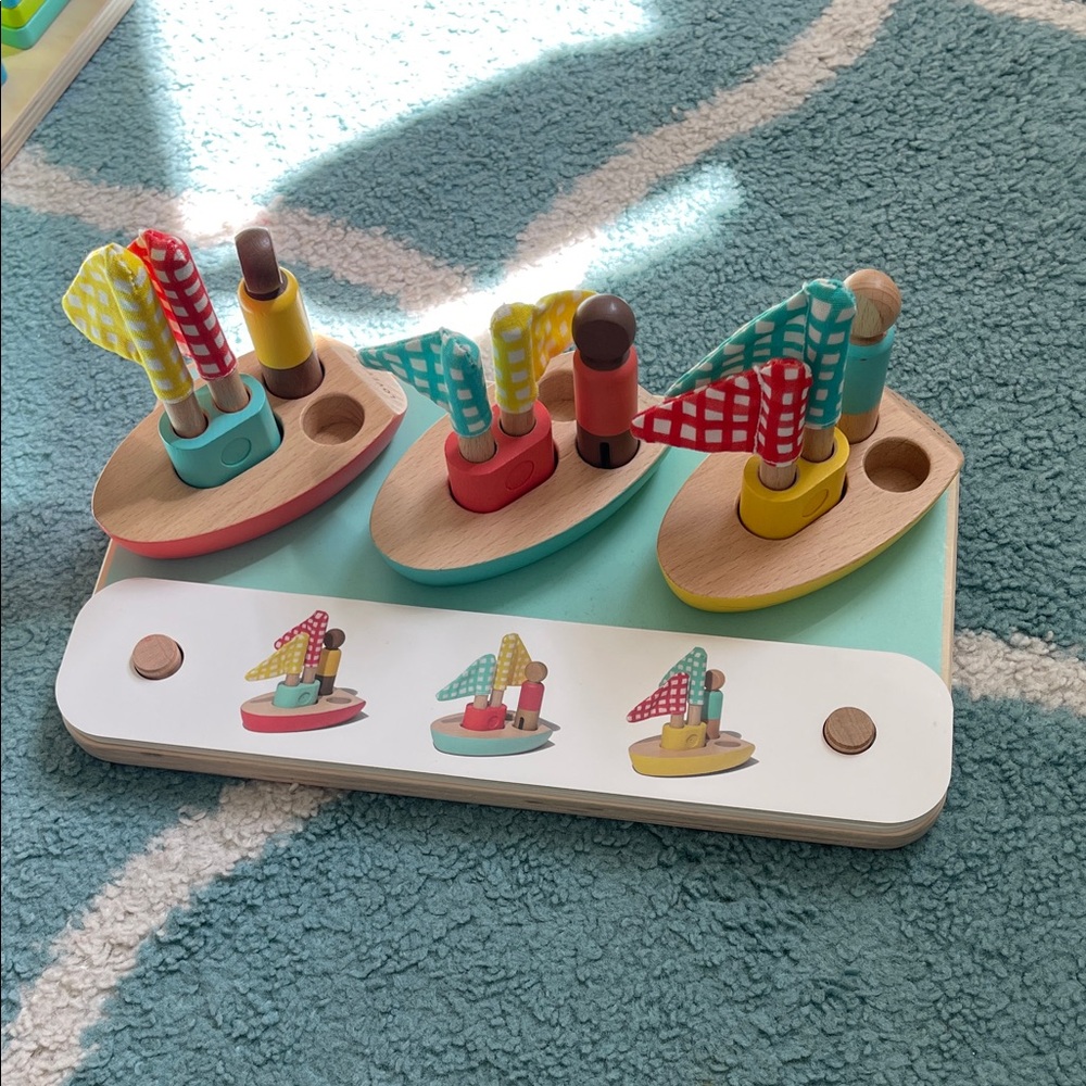 Lovevery Pattern Match Boats & Cards Set